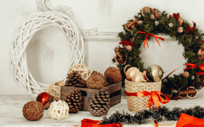 EASY WAYS TO DECORATE THIS HOLIDAY SEASON